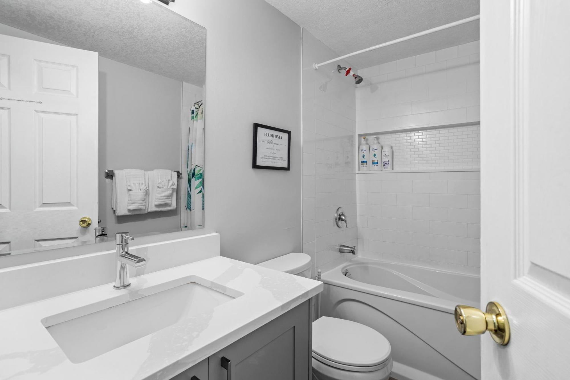 Apartamento B111 Hot Tub, Acx3, Parking, Coin Laundry, Near Banff Canmore Exterior foto